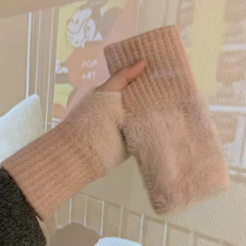 FLUFFORA™ FLUFFY HANDSCHUHE